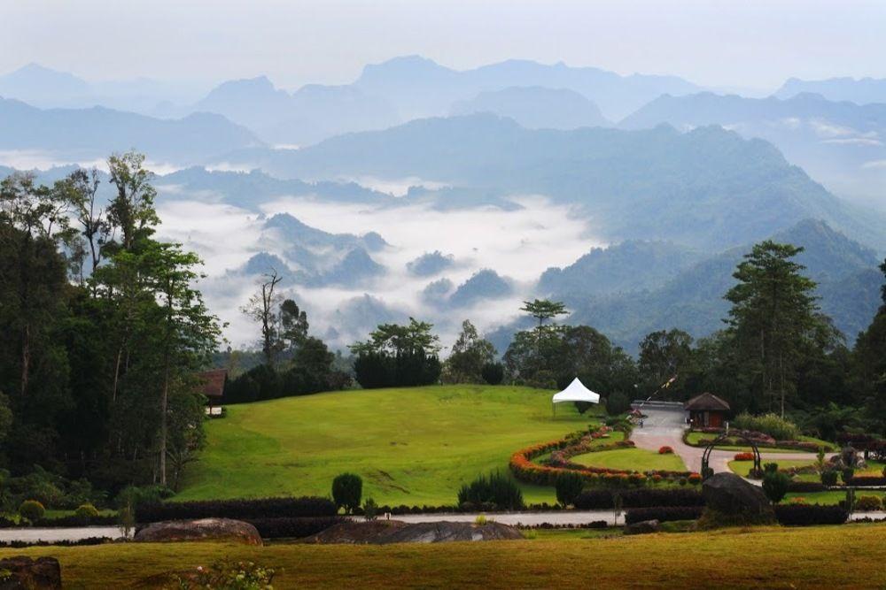 Borneo Highlands Resort Padawan Exterior photo